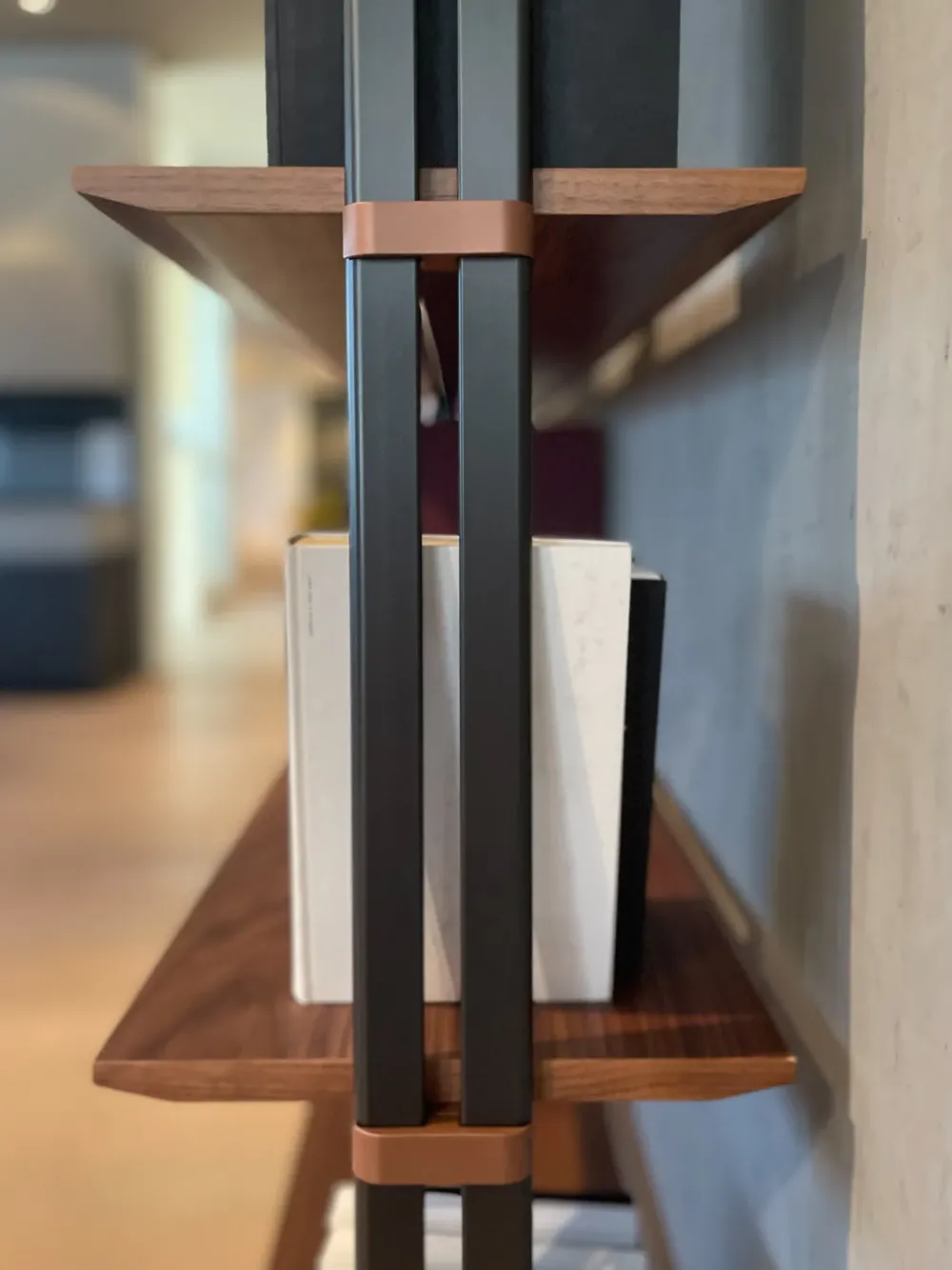 Bonaldo Libreria Roll stile moderna di scontata del 39%- Librerie