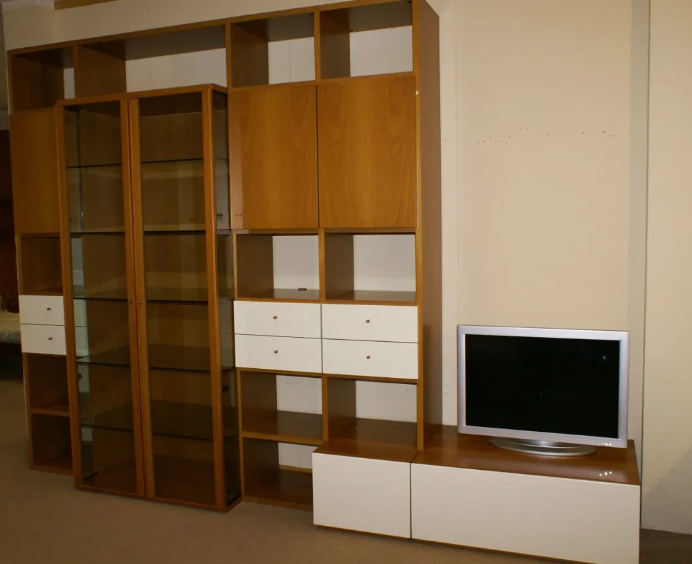 Clearance Libreria Surprise in legno noce e laccato bianco di Librerie