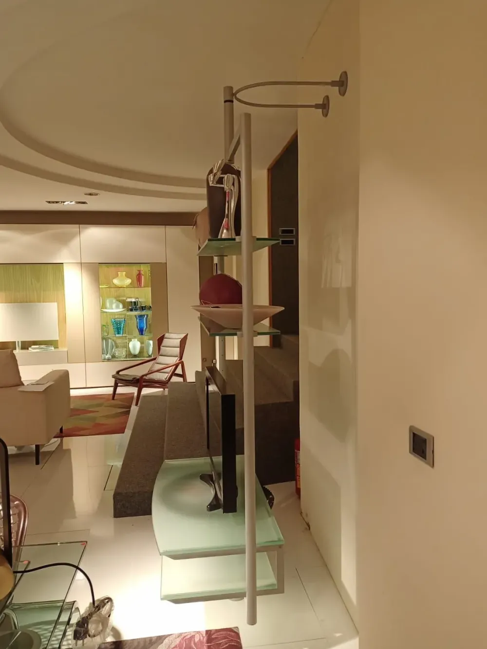 Outlet Libreria Ubiqua in stile design a prezzi convenienti Librerie