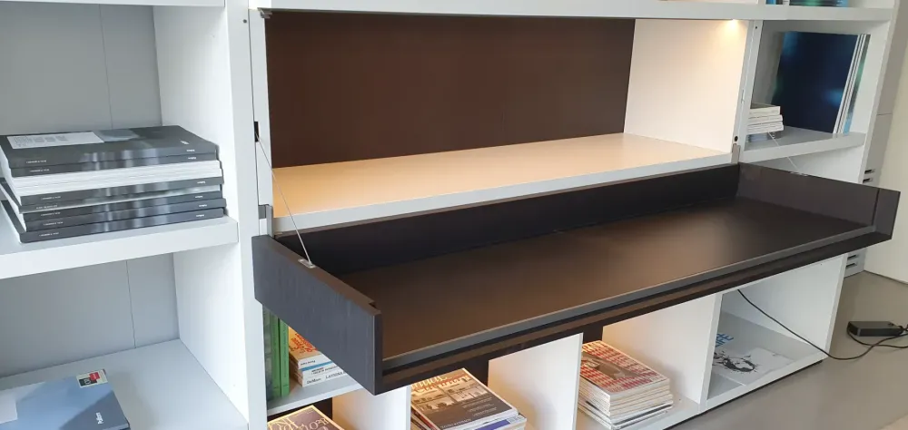 Poliform Libreria Wall system in stile design in offerta- Librerie