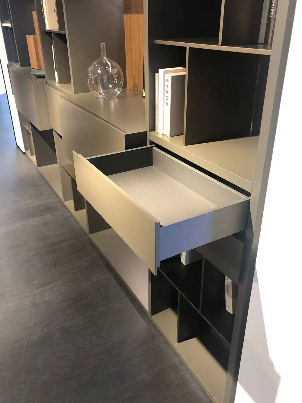 Discount Libreria Wall system stile design di scontata Librerie
