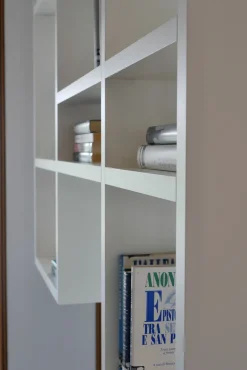 Sale Libreria Weightless di : richiedi il prezzo riservato Librerie