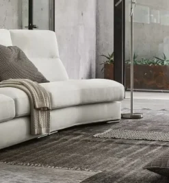 Sale Lineare Divano pelle luxury italia : con uno SCONTO ESCLUSIVO del 40% Divani