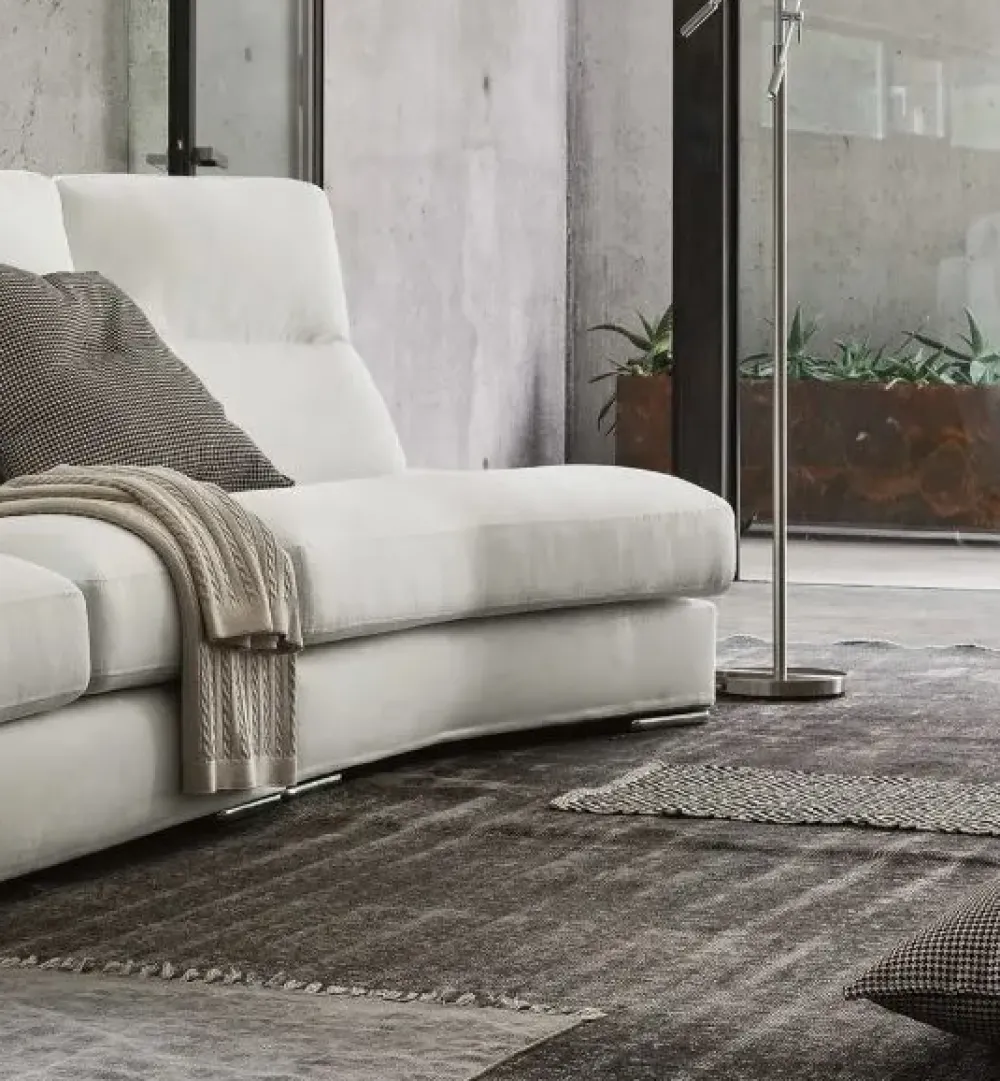 Sale Lineare Divano pelle luxury italia : con uno SCONTO ESCLUSIVO del 40% Divani