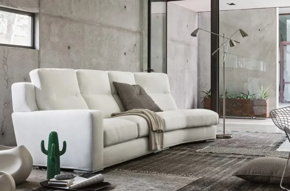 Sale Lineare Divano pelle luxury italia : con uno SCONTO ESCLUSIVO del 40% Divani