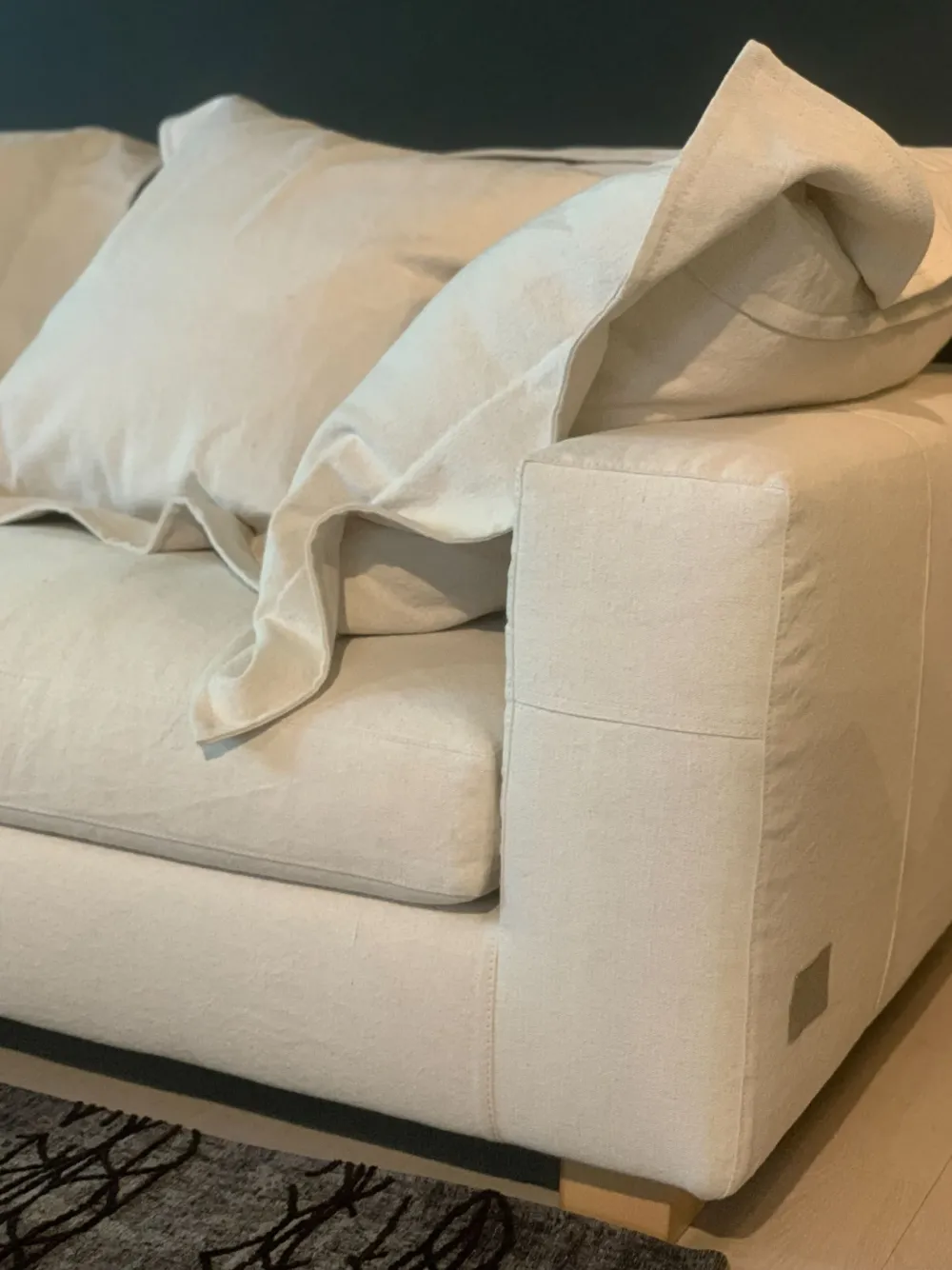 Discount Lineare modello Nebula nine di a prezzi convenienti Divani