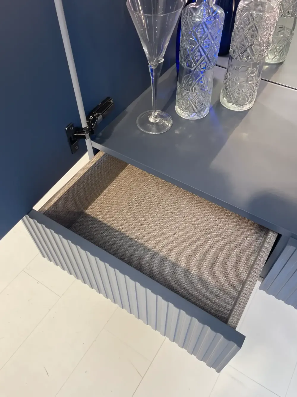 Olivieri Madia Aqua in stile design di in Offerta Outlet- Madie