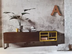 Discount Madia Club 36 in stile moderno di in Offerta Outlet Madie