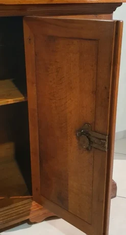 Sale Madia Credenza in noce massello di in stile classico scontata -53% Madie