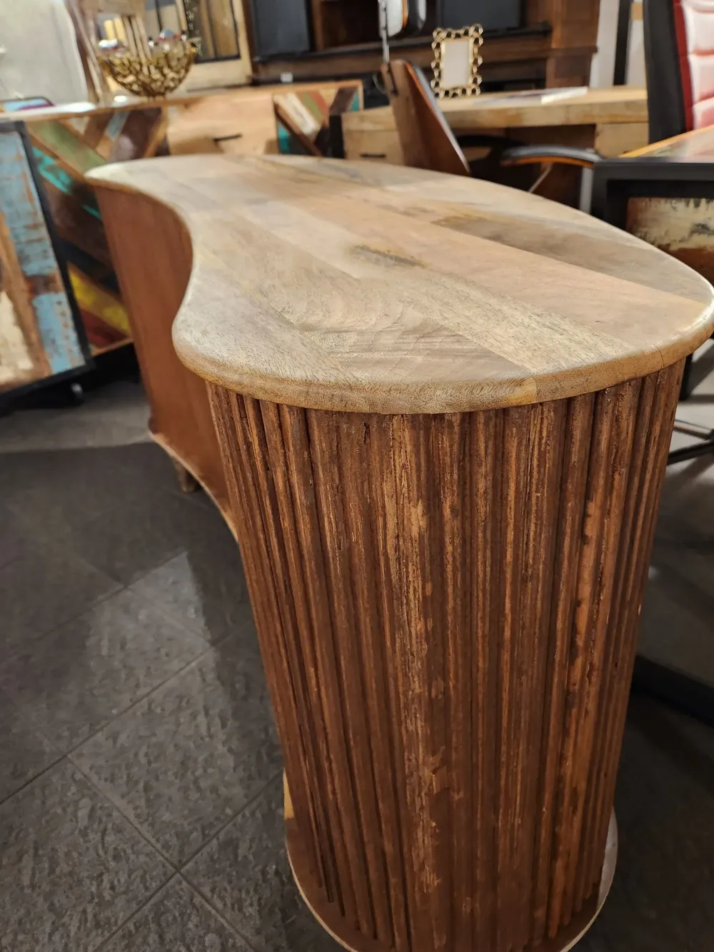 Madia Credenza ovale cashew legno design di in stile design scontata -34%^Outlet Etnico Online