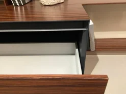 Madia di in legno Flat a prezzo Outlet^B&B Italia