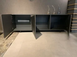 Outlet Madia di in laccato opaco Kayak a prezzo scontato Madie