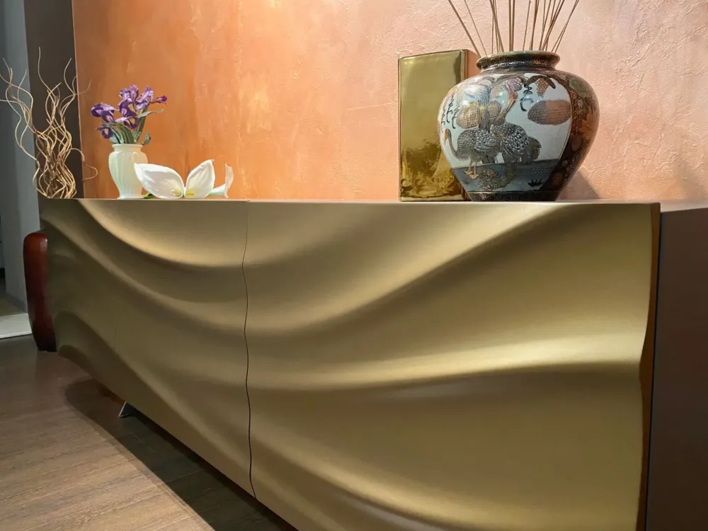 New Madia di in laccato opaco Soft a prezzo riservato Madie