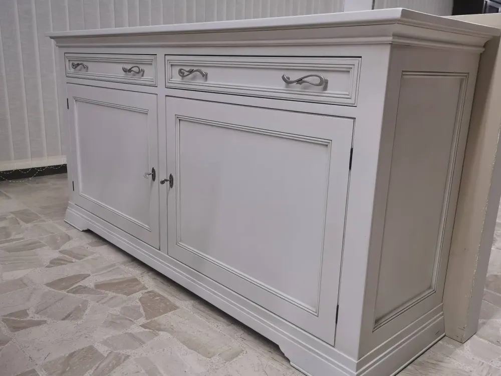 Devina Nais Madia di in legno Contessa a prezzo riservato- Madie