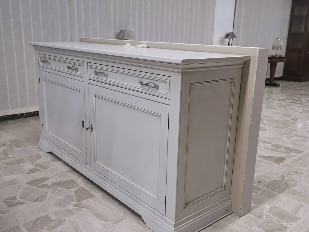 Devina Nais Madia di in legno Contessa a prezzo riservato- Madie