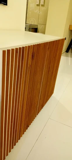 Horm Madia di in laccato opaco Leon in Offerta Outlet- Madie