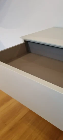 NovaMobili Madia di in laccato opaco Living box18 a prezzo riservato- Madie