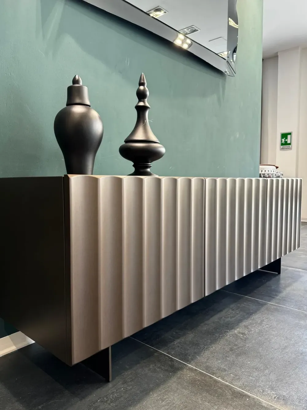 Clearance Madia Dorian in stile design di in Offerta Outlet Madie