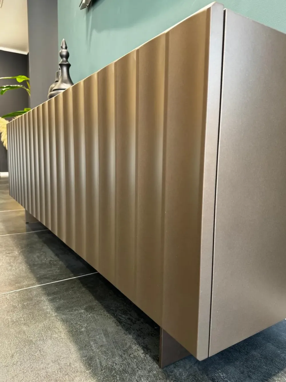 Clearance Madia Dorian in stile design di in Offerta Outlet Madie