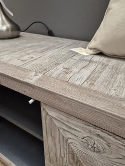 Dialma Brown Madia in stile classico Legno vecchio di in Offerta Outlet- Madie