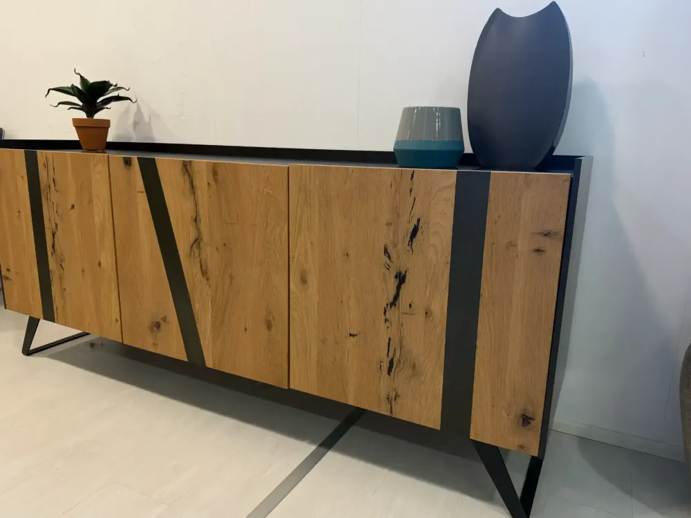 New Madia in stile design Elly di a prezzo Outlet Madie