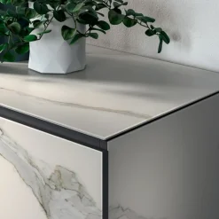 Ozzio Madia in stile design Plana di scontata- Madie