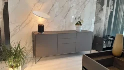 Madia in stile design Self di a prezzo scontato Madie