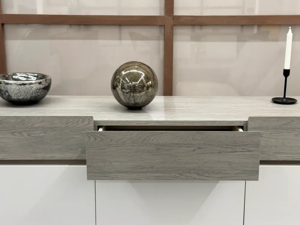 Target Point Madia in stile moderno Electa di in Offerta Outlet- Madie