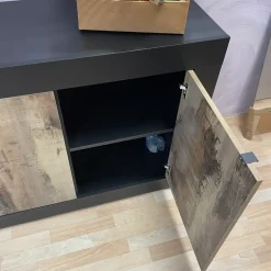 Outlet Madia in stile moderno Pesaro di a prezzo Outlet Madie