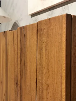 Devina Nais Madia in stile moderno Urban rank di in offerta- Madie