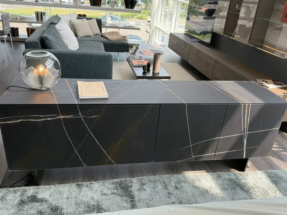 Sale Madia modello Madia materia di a prezzo scontato Madie