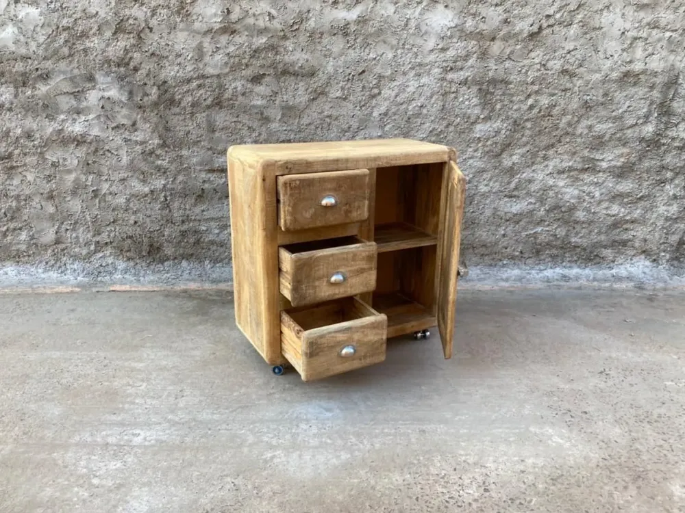 Madia modello Madia vecchia ghiacciaia 1 anta 3 cassetti con ruote di a prezzo scontato^Outlet Etnico Best