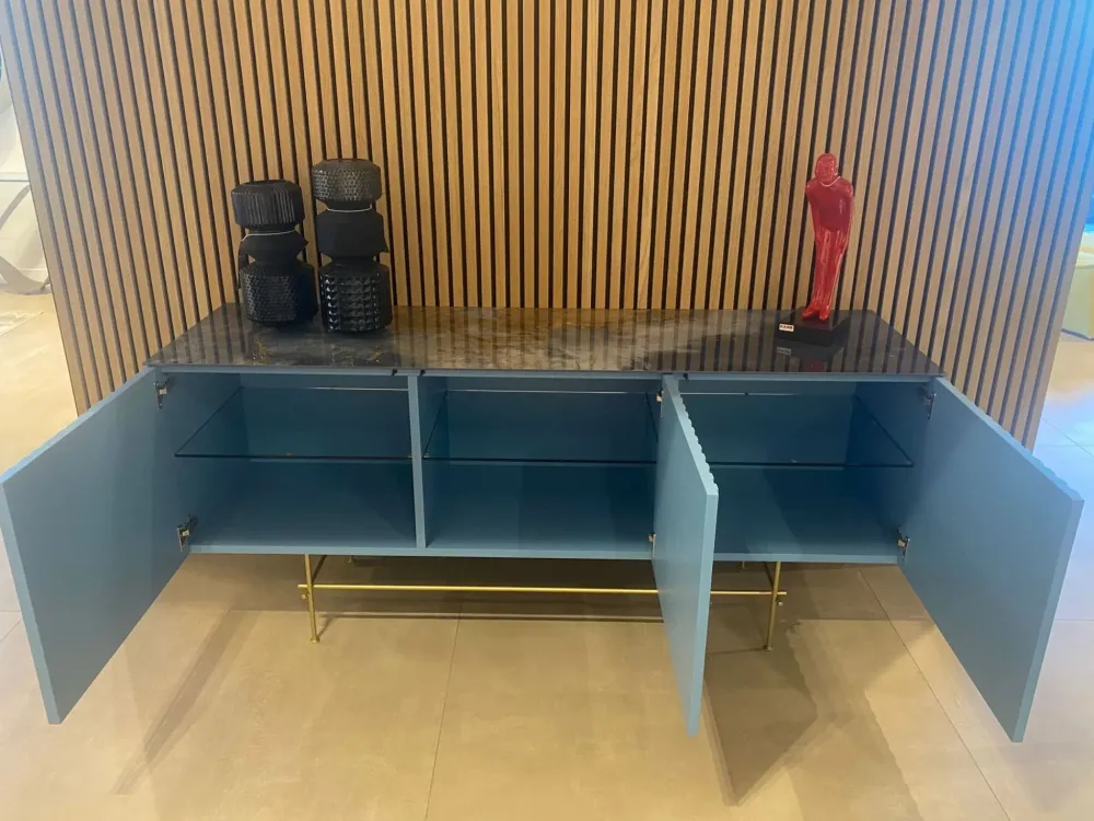 Colico Madia modello Stilt di a PREZZI OUTLET- Madie