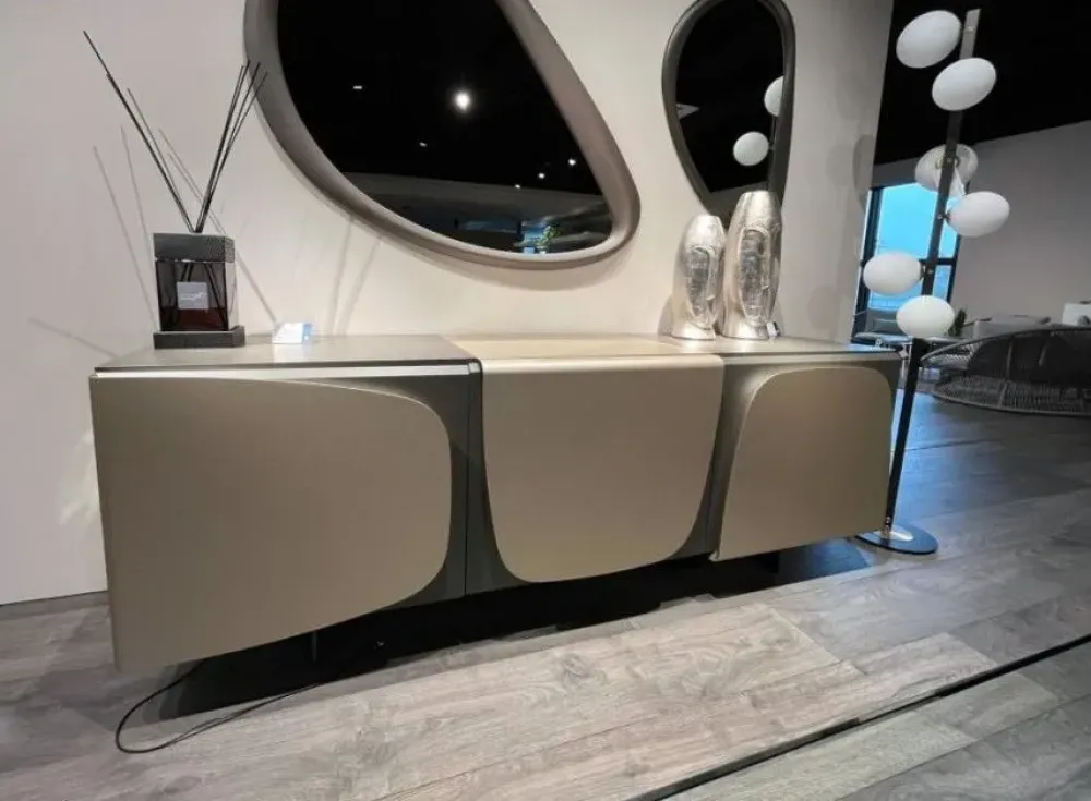 Ozzio Madia modello Trilogy di a prezzo scontato- Madie