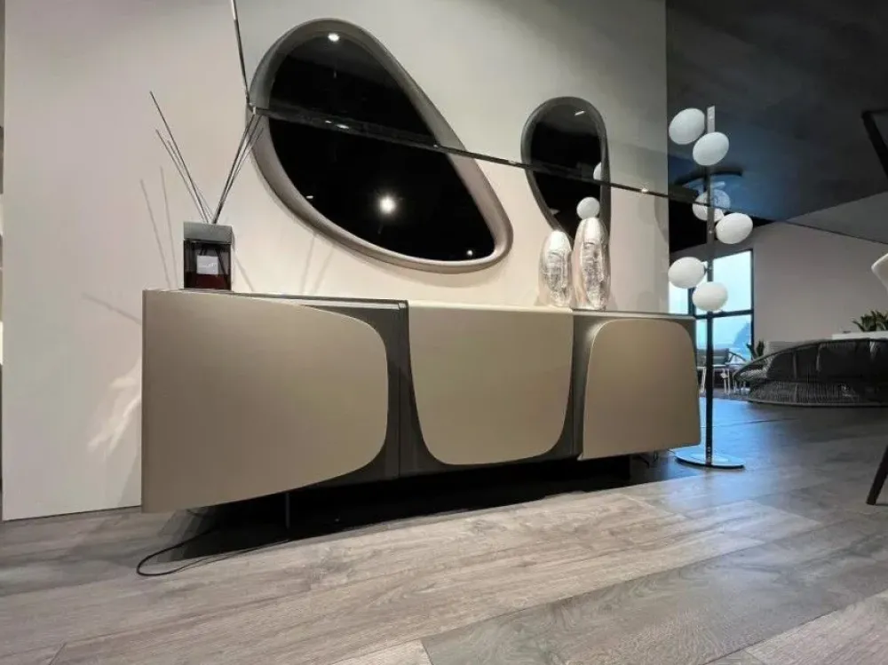 Ozzio Madia modello Trilogy di a prezzo scontato- Madie