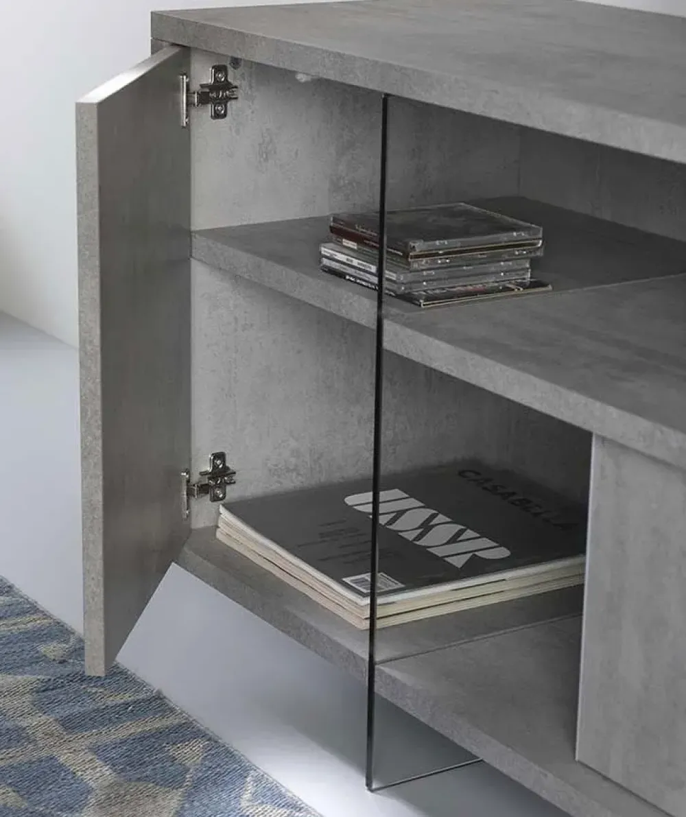 New Madia Movie in stile moderno di in Offerta Outlet Madie