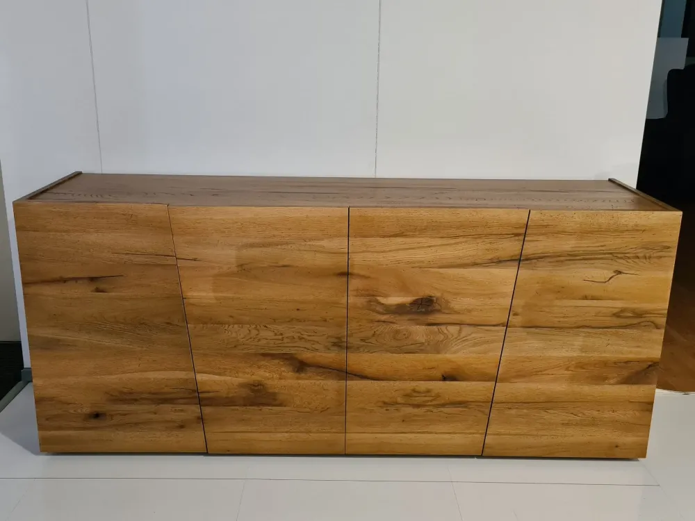 Madia Unika in stile moderno di in Offerta Outlet^Devina Nais Best