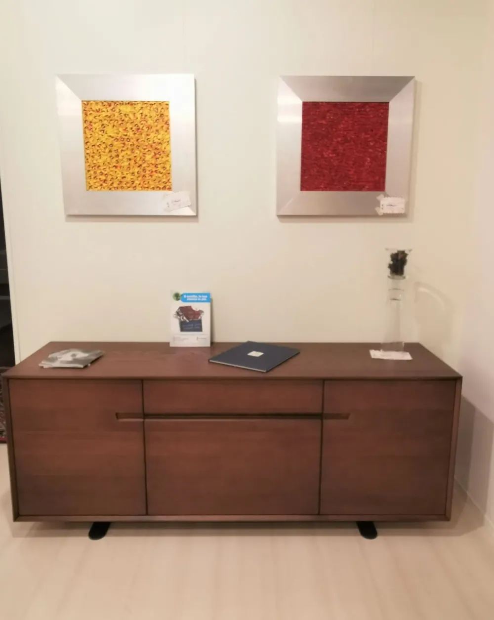 Clearance Madia Vaniglia di a prezzi convenienti Madie