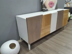 Madia Zero.16 di in stile moderno in Offerta Outlet^Devina Nais Hot