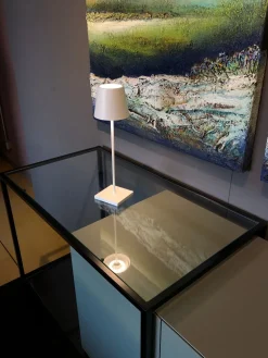 Mogg Madia Zoom in stile design di in Offerta Outlet- Madie