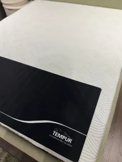 Materasso Medium firm pro plus memory  ^Tempur Discount