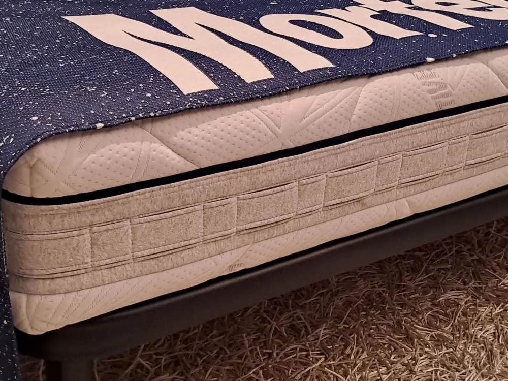 Morfeus Materasso Materasso modello ivy ecomemory con acquacell memory a prezzo ribassato- Materassi