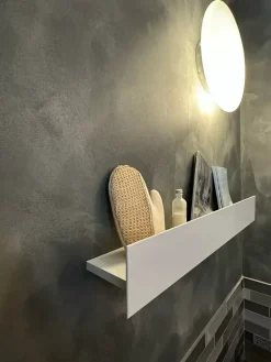 Mensola in laccato opaco a prezzo Outlet: scopri Dimora^Altamarea Outlet
