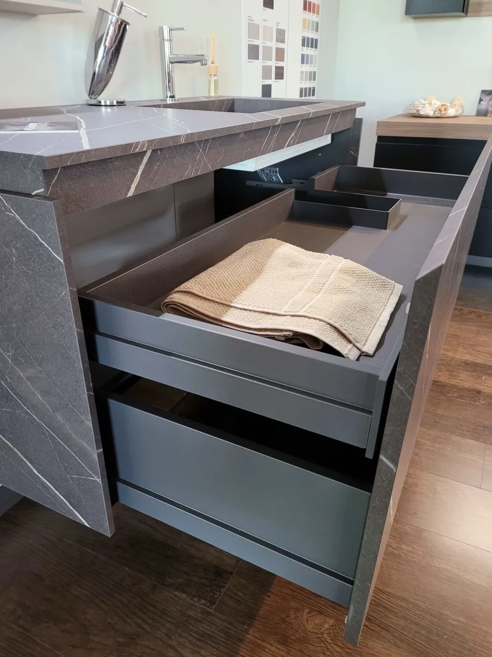 Mobile arredo bagno Sospeso Hpl m2 system in offerta^Baxar Sale