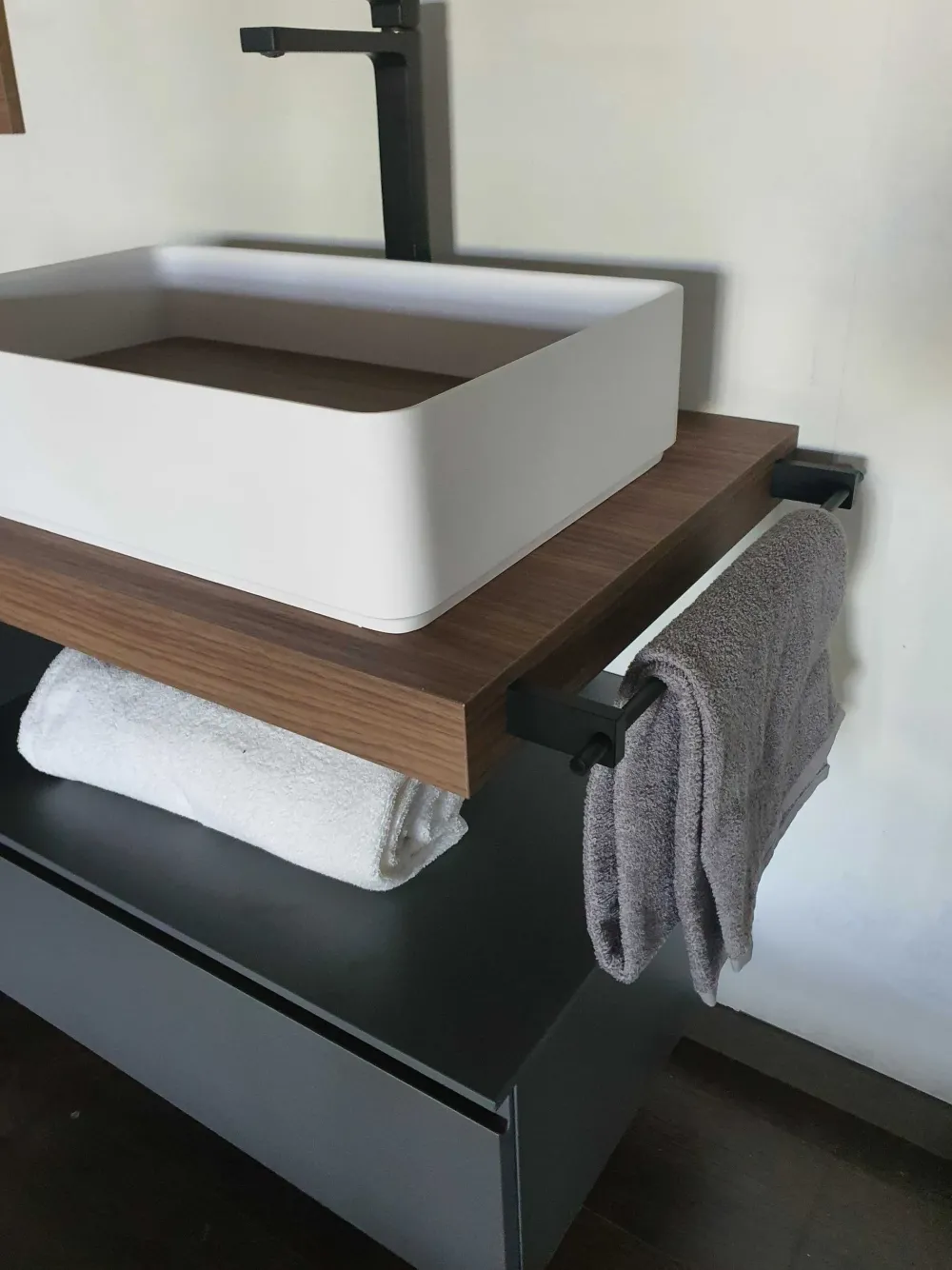 Baxar Mobile bagno Surf grigio fumè IN OFFERTA OUTLET- Mobili Bagno Sospeso