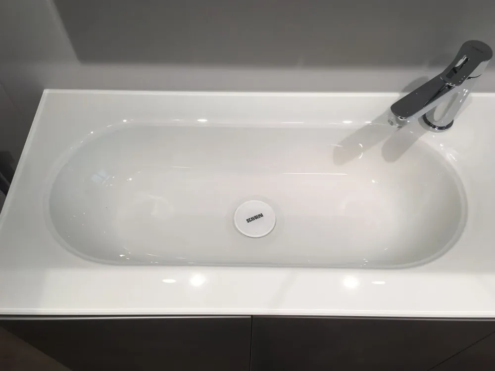 Mobile bagno in laminato modello Arredo bagno tratto scontato di in Offerta Outlet^Scavolini Hot