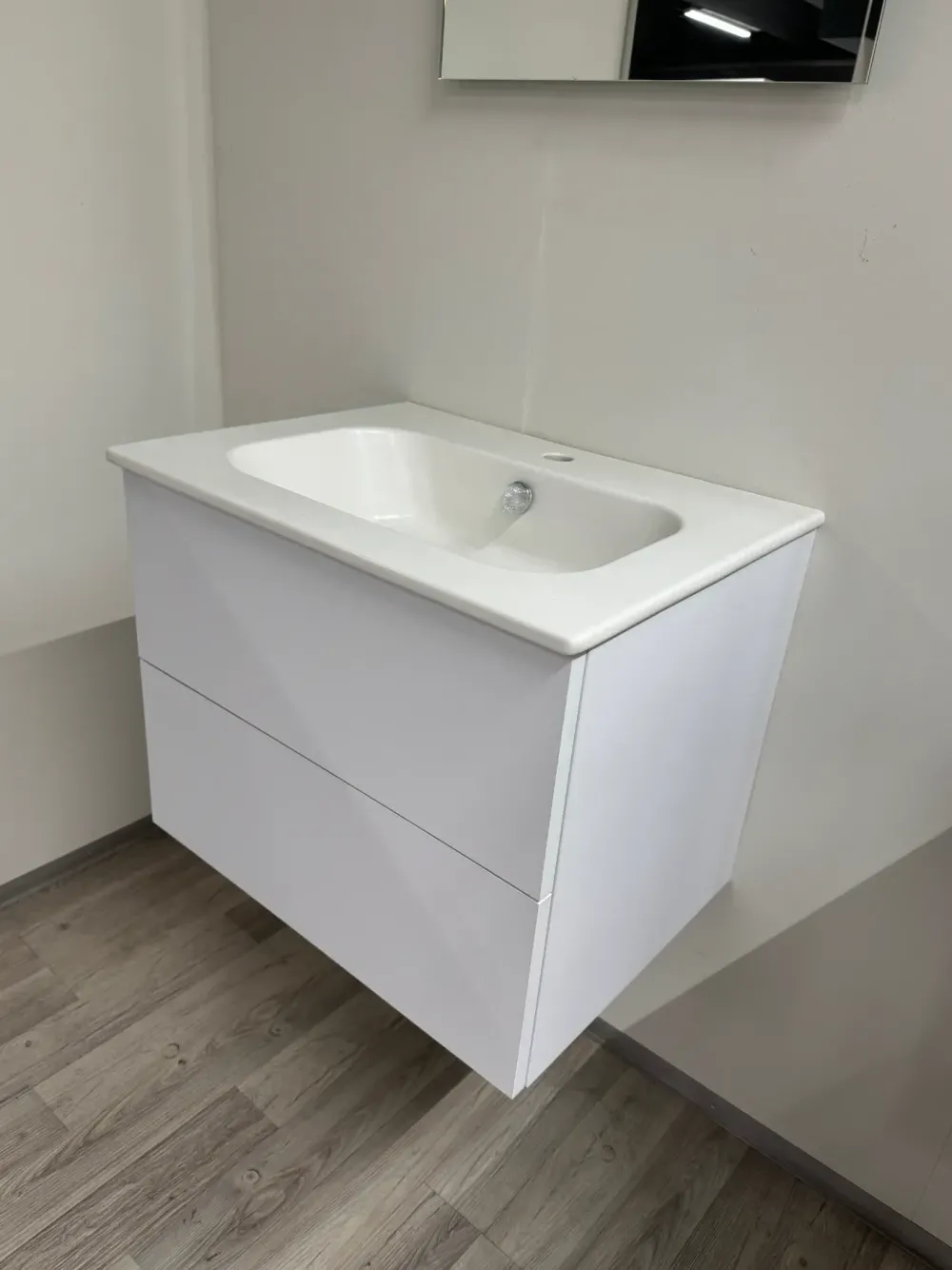 Discount Mobile bagno Sospeso Byte next 01 mobile con specchio in offerta Mobili Bagno Sospeso