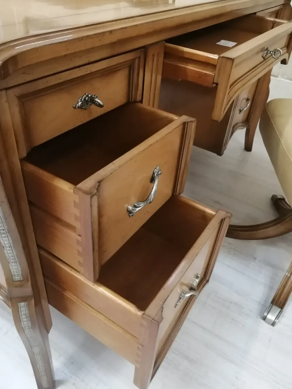 Mobile componibile in legno stile classico Studio^Bizzotto