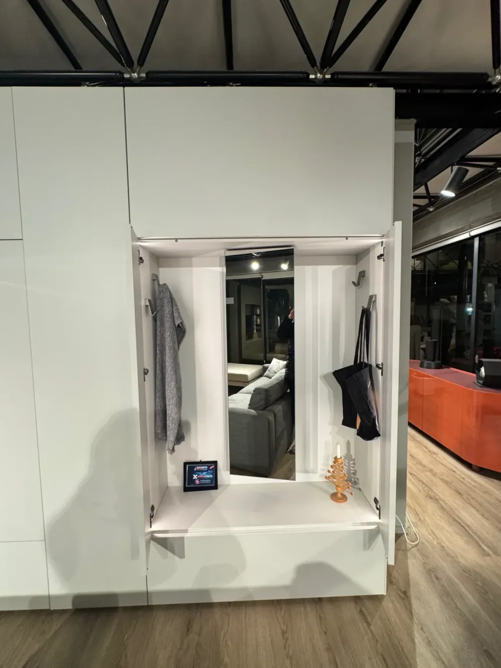 New Mobile ingresso modello Roomy moderno di a prezzo ribassato Mobili Ingresso