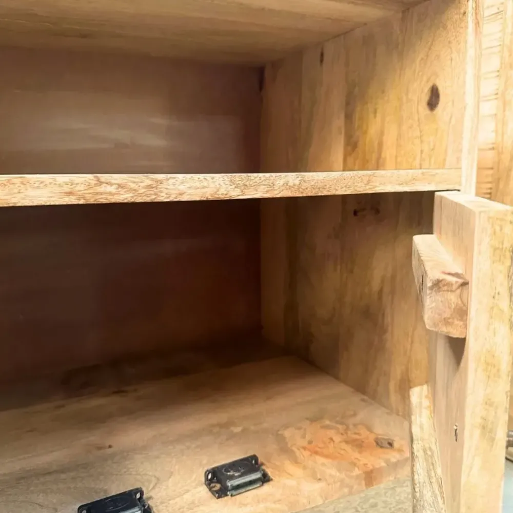 Mobile modello Porta tv mango 140 porta tv di in Offerta Outlet Porta Tv